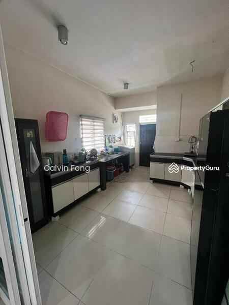 Untuk Dijual - Semi-D house at Sutera Damansara