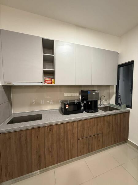 Untuk Disewa - M Vertica