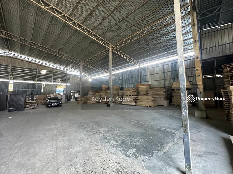 For Rent - Single Storey Warehouse with Mezzanine Floor for Rent – Juru