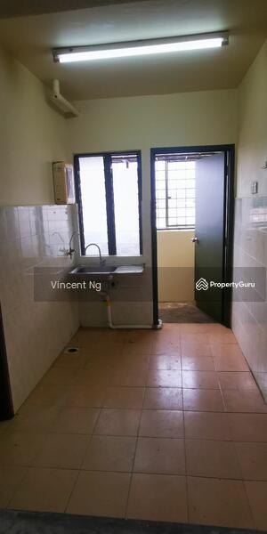 Rumah Flat untuk Dijual di Pandan Ria (Block D) - Vincent Ng - PropertyGuru.com.my
