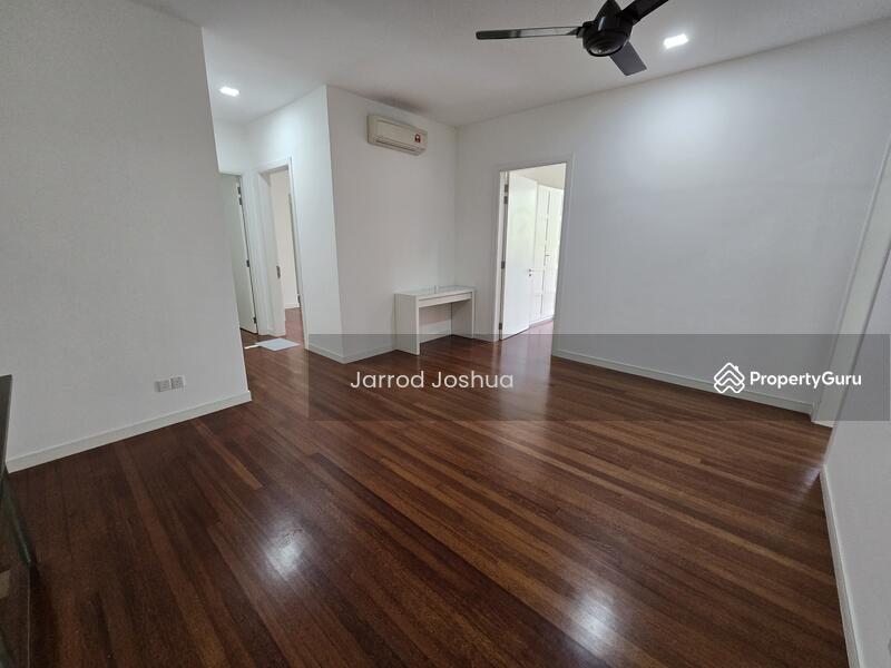 For Sale - Pavilion Hilltop