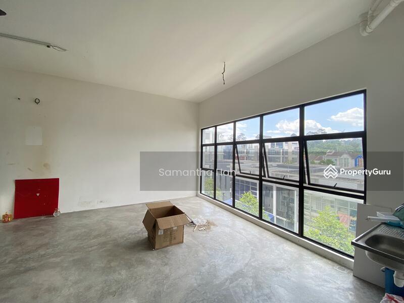 For Sale - 3 storey shop Main Road office @ taman Equine park seri kembangan