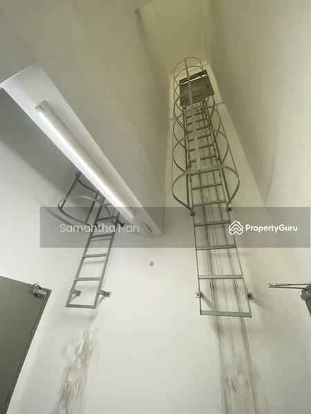 For Sale - 3 storey shop Main Road office @ taman Equine park seri kembangan