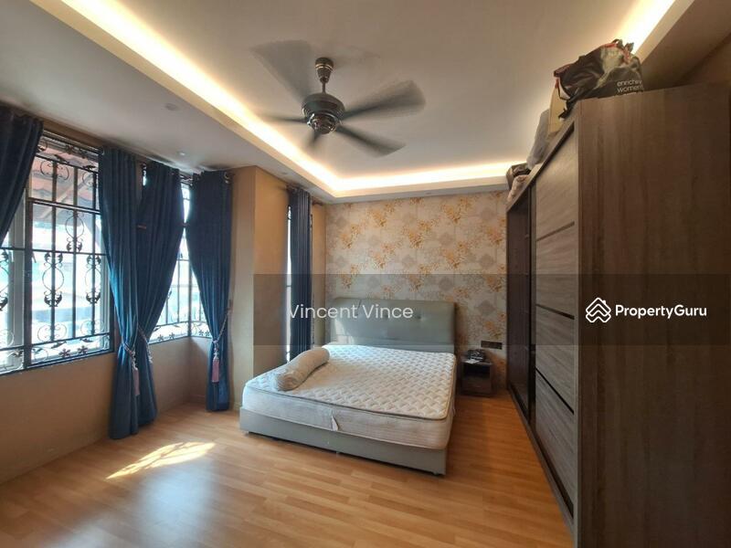 For Sale - Bandar Sri Putra