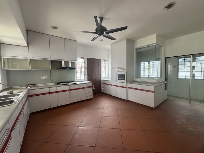 Rumah Teres 2 Tingkat untuk Dijual di Pju 1a (Ara Damansara) - Shirley Ng - Kitchen - PropertyGuru.com.my