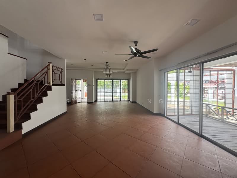 Rumah Teres 2 Tingkat untuk Dijual di Pju 1a (Ara Damansara) - Shirley Ng - Living Room - PropertyGuru.com.my