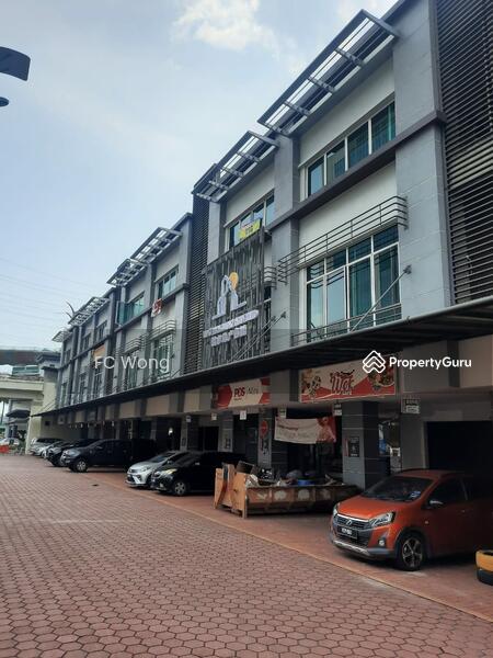 Plaza Glomac Shop Officre