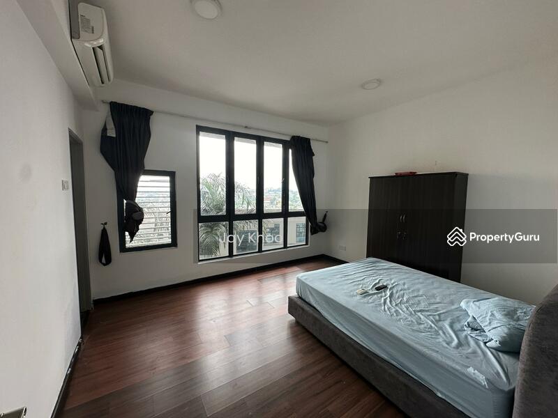 For Sale - Silk Sky