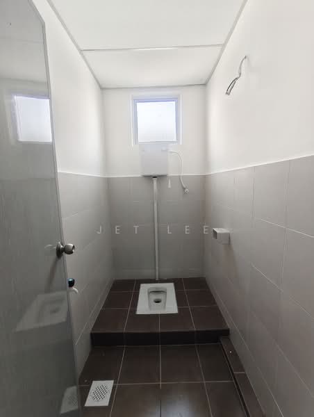 Kedai untuk Disewa di Kangkar Pulai (Skudai) - Jet Lee - Bathroom - PropertyGuru.com.my
