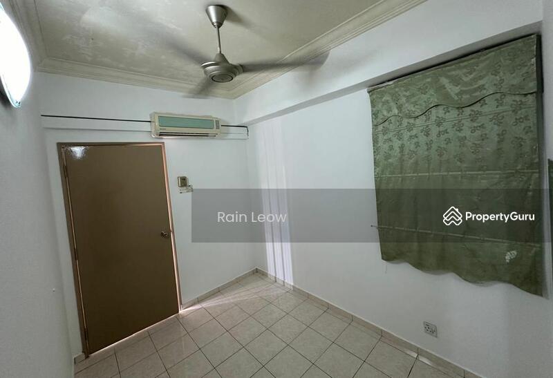 For Sale - Kantan Court