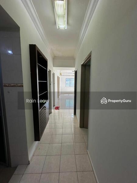 For Sale - Kantan Court