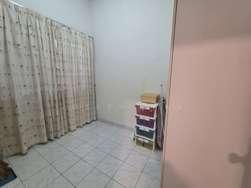Semi-Detached House for Sale in Seksyen 13 (Shah Alam) - Joseph Chan - PropertyGuru.com.my
