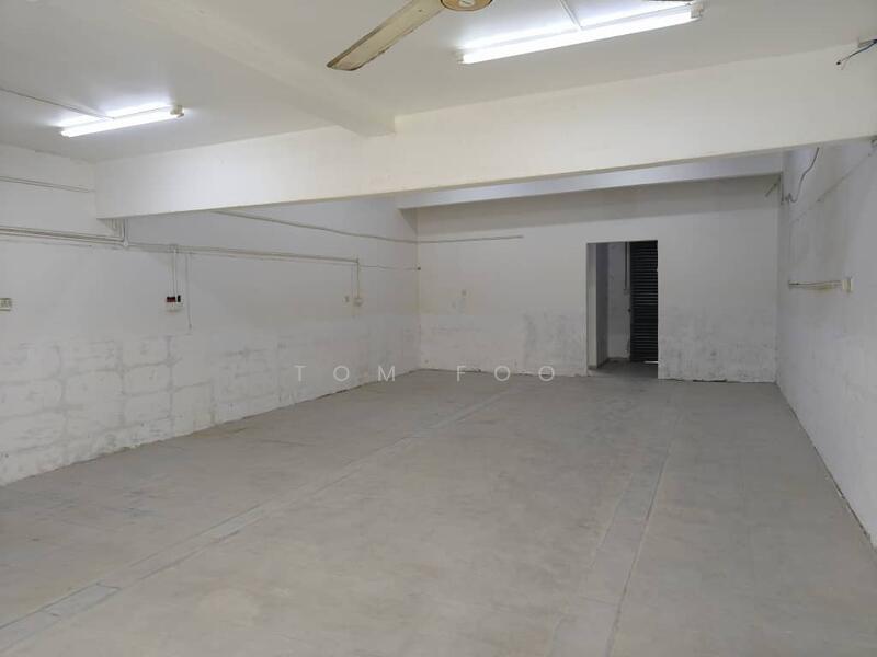 For Rent - Pusat Perdagangan Seri Kembangan