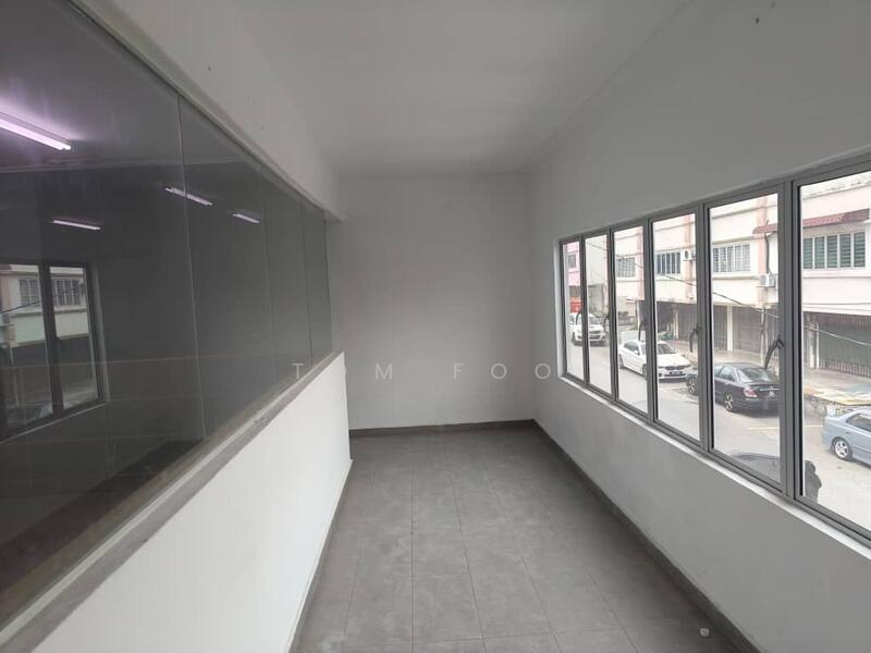 For Rent - Pusat Perdagangan Seri Kembangan