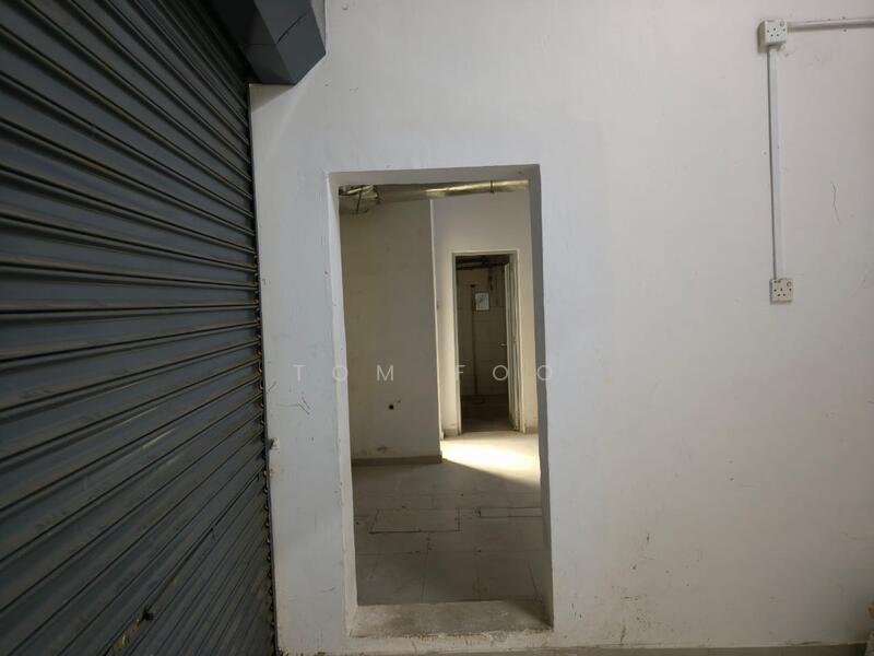 For Rent - Pusat Perdagangan Seri Kembangan