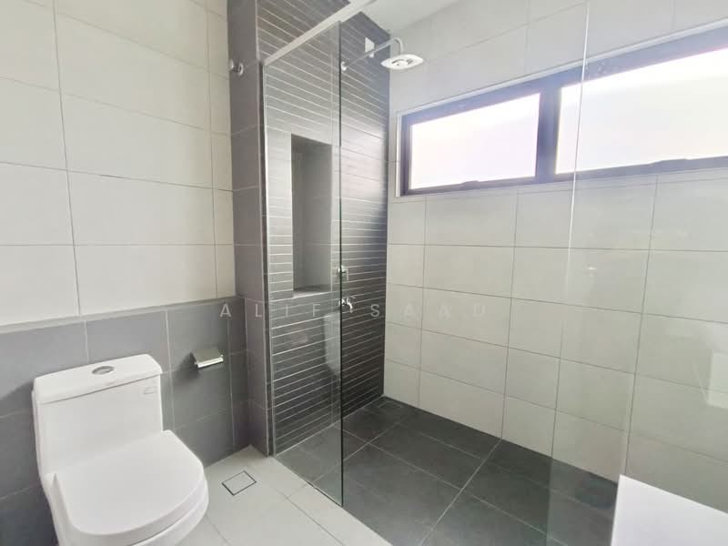 Rumah Teres 2 Tingkat untuk Dijual di Sepang (Selangor) - Alif Saad - PropertyGuru.com.my