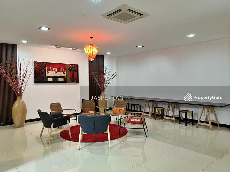 For Sale - Value Buy. 3 Storey Bungalow @ Taman Persiaran Desa, Seputeh, KL