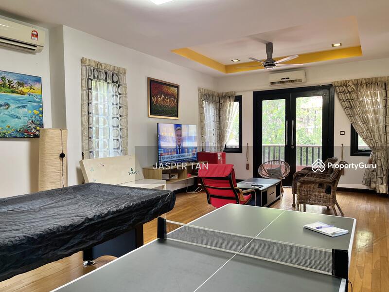 For Sale - Value Buy. 3 Storey Bungalow @ Taman Persiaran Desa, Seputeh, KL