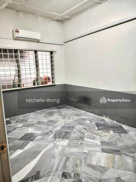 Untuk Dijual - Basic 1 Storey Terrace At Taman Sri Hijau Rawang For Sale