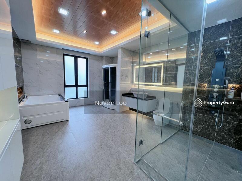 For Sale - Near ciq Taman iskandar