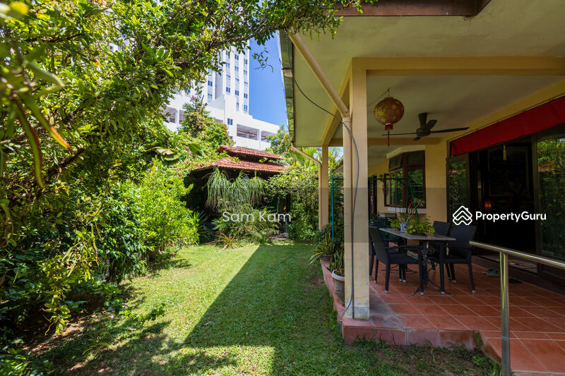 Rumah Berkembar untuk Dijual di Batu Ferringhi (Penang) - Sam Kam - PropertyGuru.com.my