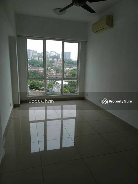 For Sale - Tiara Mutiara / The Crown