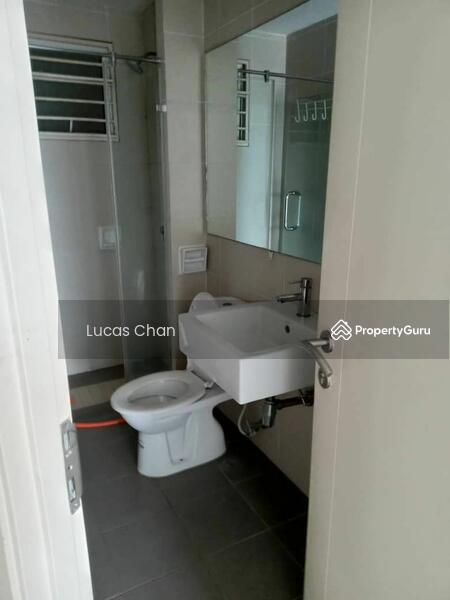 For Sale - Tiara Mutiara / The Crown