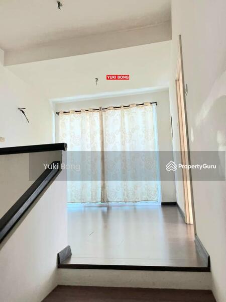 For Sale - 3-Storey Semi-D at Bukit Jambul for sell