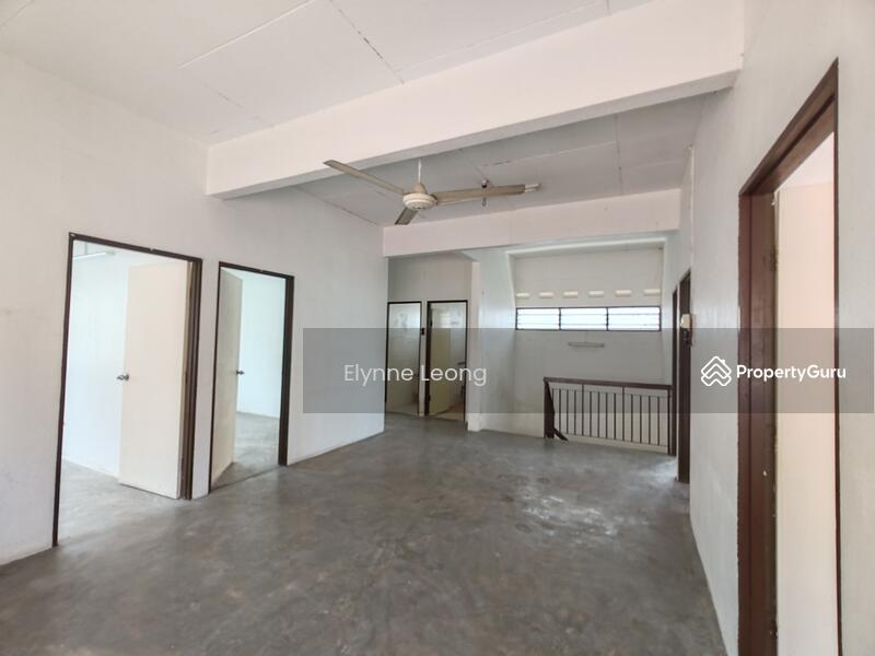 For Sale - 2 Storey Bungalow Sungai Ara
