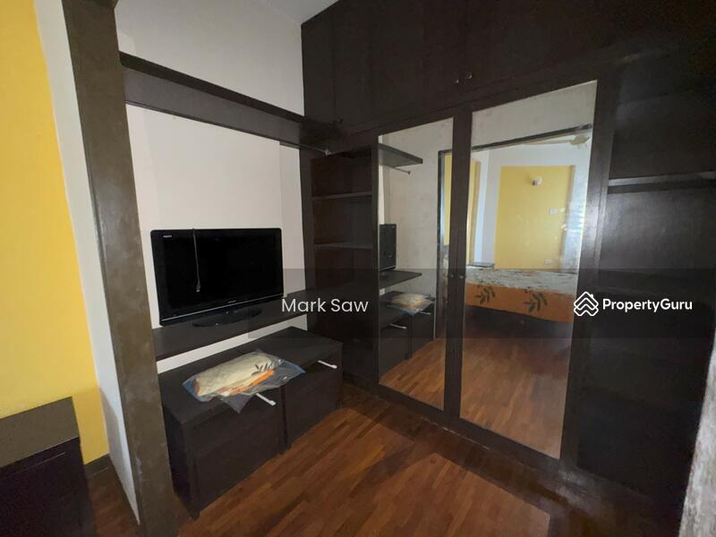 Walk-in wardrobe