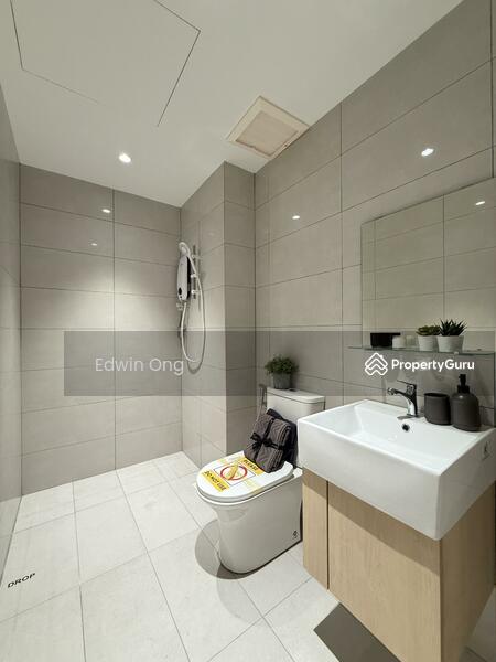 For Sale - Seiras @ Utropolis