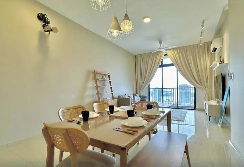 Service Residence for Sale at Twin Tower Residence - Bryan Chiew - Dining Room - PropertyGuru.com.my
