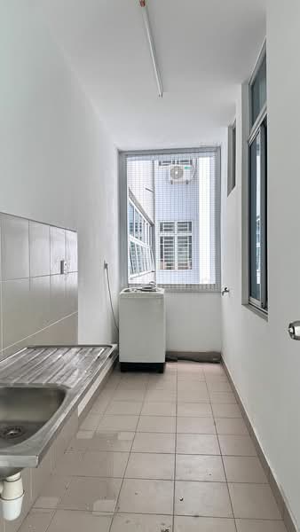 Pangsapuri untuk Dijual di D'Rich Executive Suites - Tina So - PropertyGuru.com.my