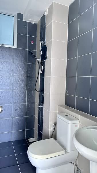Pangsapuri untuk Dijual di D'Rich Executive Suites - Tina So - PropertyGuru.com.my