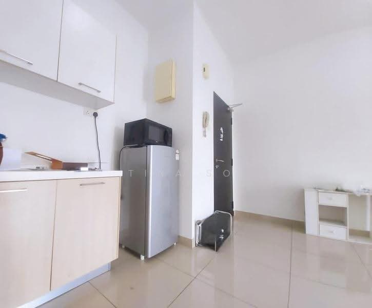 Apartment for Sale at D'Rich Executive Suites - Tina So - Kitchen - PropertyGuru.com.my