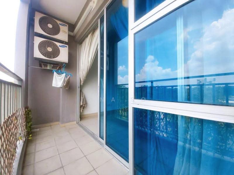 Apartment for Sale at D'Rich Executive Suites - Tina So - Balcony - PropertyGuru.com.my