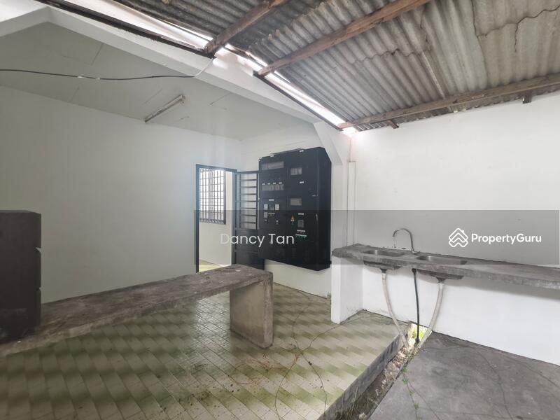 For Rent - Jalan Waja, Taman Perindustria Pandan,