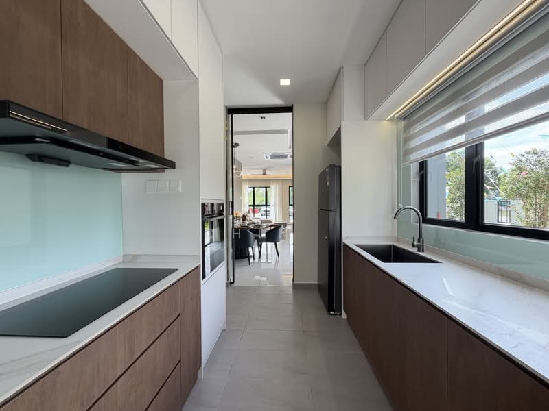 Rumah Teres 2 Tingkat untuk Dijual di Taman Anggun (Rawang) - Chin . - Kitchen - PropertyGuru.com.my