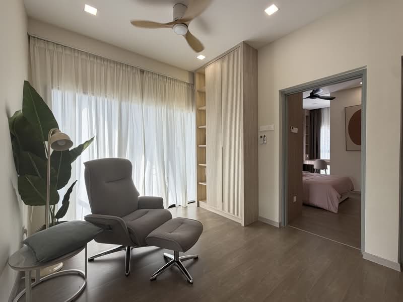 Rumah Teres 2 Tingkat untuk Dijual di Taman Anggun (Rawang) - Chin . - Living Room - PropertyGuru.com.my