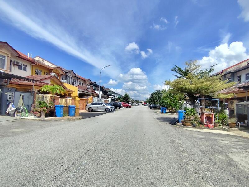 For Sale - Bandar Pinggiran Subang, Seksyen U5, Shah Alam, Selangor