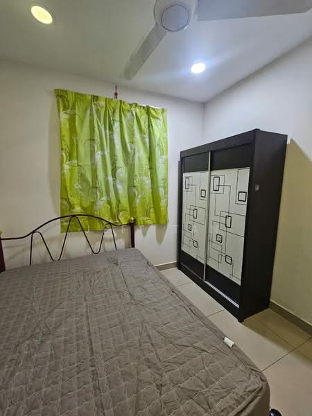 Kondominium untuk Disewa di Suasana Lumayan - Jeff Tan - Bedroom - PropertyGuru.com.my