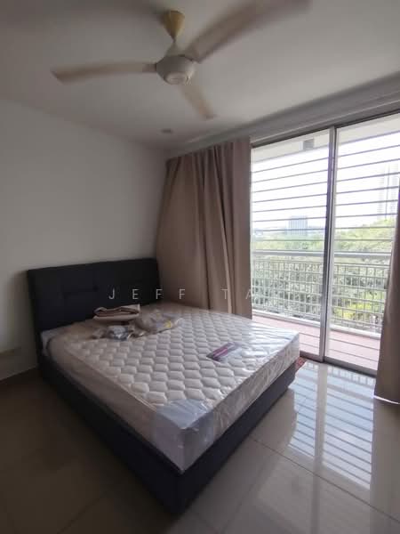 Kondominium untuk Disewa di Suasana Lumayan - Jeff Tan - Bedroom - PropertyGuru.com.my