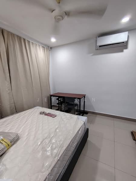 Kondominium untuk Disewa di Suasana Lumayan - Jeff Tan - Bedroom - PropertyGuru.com.my