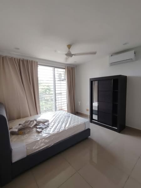 Kondominium untuk Disewa di Suasana Lumayan - Jeff Tan - Bedroom - PropertyGuru.com.my