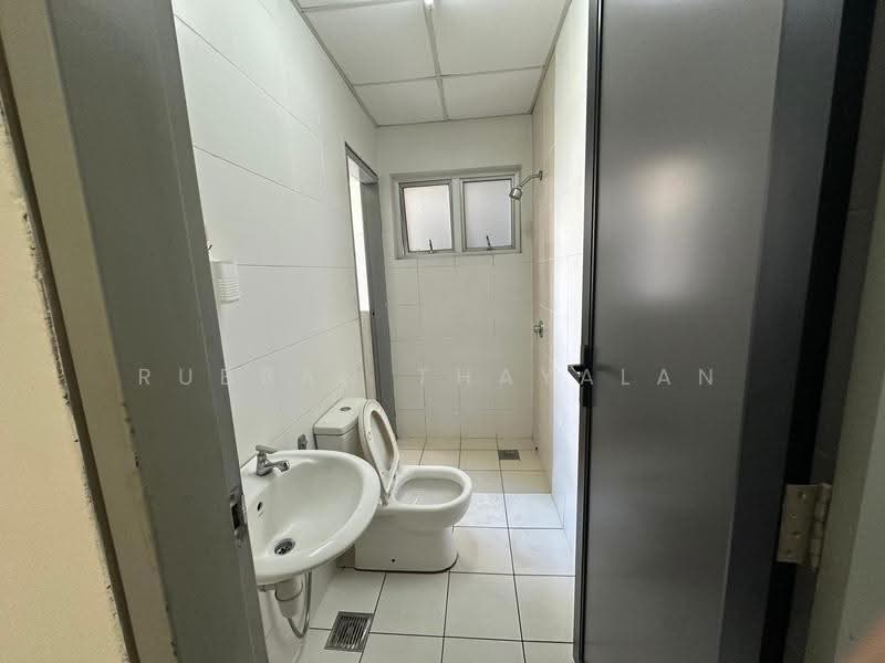 Condominium for Rent at The Wharf Residence - Rubban Thayalan - PropertyGuru.com.my