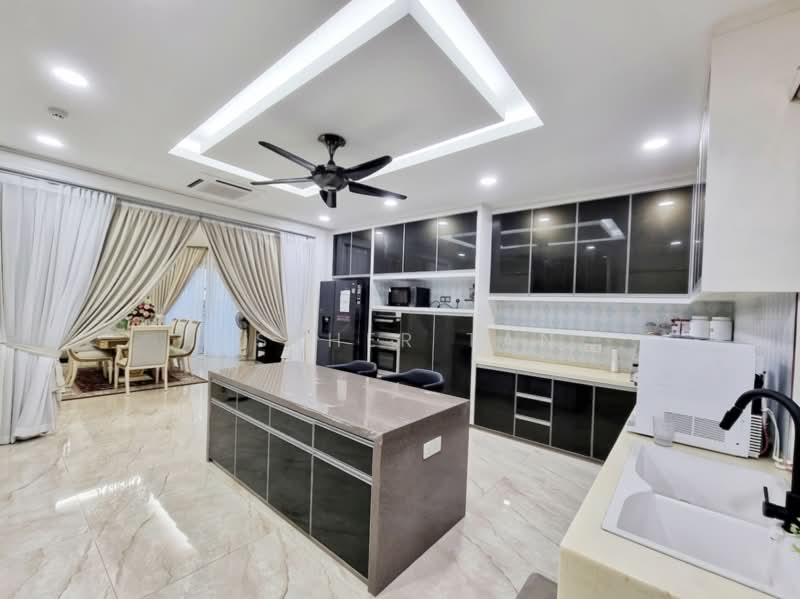Rumah Banglo untuk Disewa di Taman Ampang Utama (Ampang) - Esther Tan - Kitchen - PropertyGuru.com.my