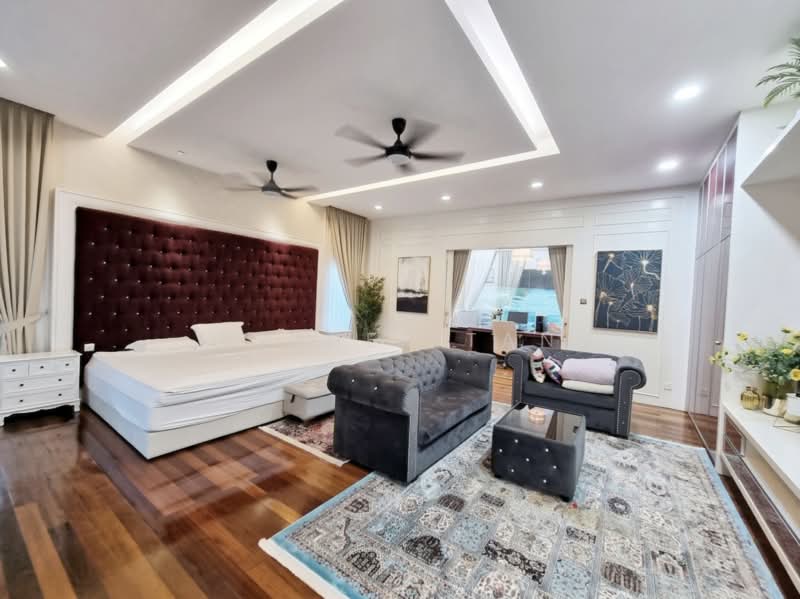 Rumah Banglo untuk Disewa di Taman Ampang Utama (Ampang) - Esther Tan - Master Bedroom - PropertyGuru.com.my