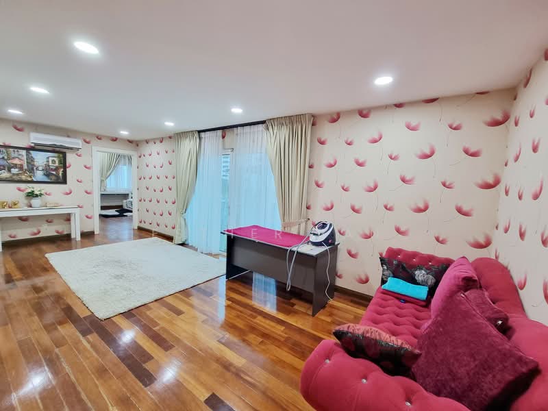 Rumah Banglo untuk Disewa di Taman Ampang Utama (Ampang) - Esther Tan - Living Room - PropertyGuru.com.my