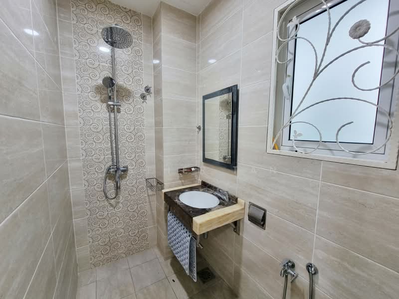 Rumah Banglo untuk Disewa di Taman Ampang Utama (Ampang) - Esther Tan - Bathroom - PropertyGuru.com.my