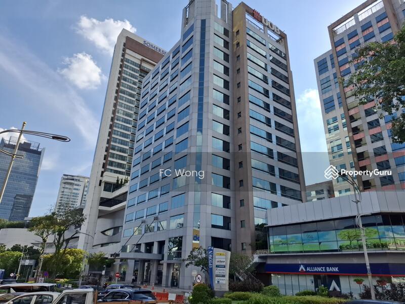 Uptown 2 Office Tower 8 Minutes Walk Away